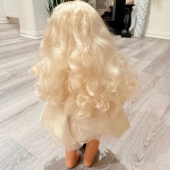 Our Generation Girls 18" Play Doll by BATTAT Blonde hair Blue eyes - Picture 3 of 4